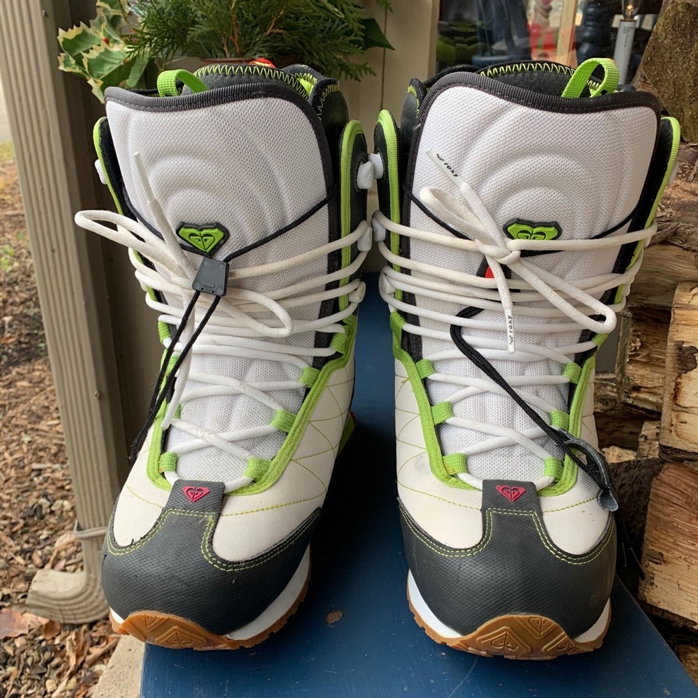 Roxy Snowboard Boots - Size 10